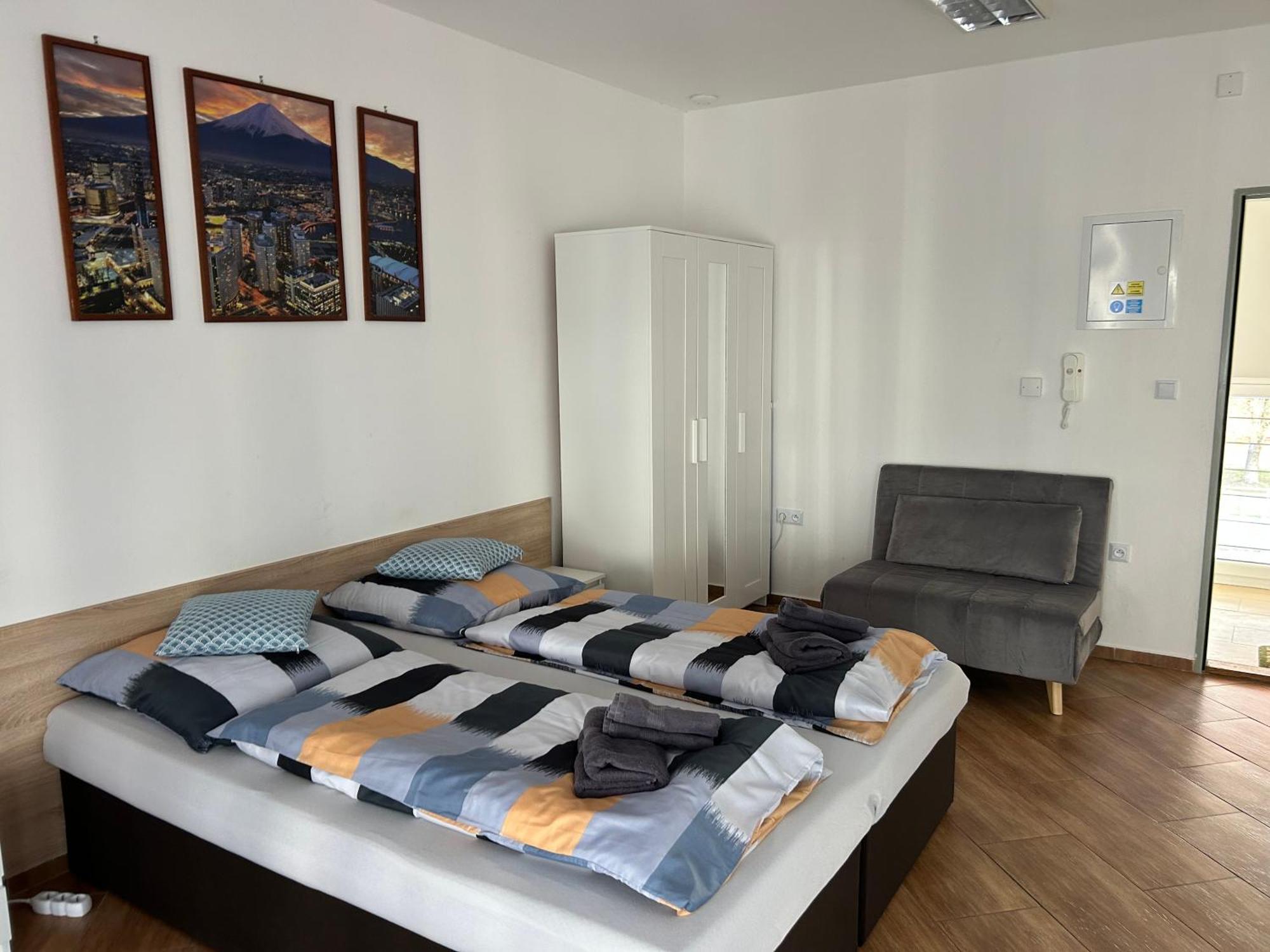 Konde Apartments B ดูนาจสก้า สเตรด้า ภายนอก รูปภาพ